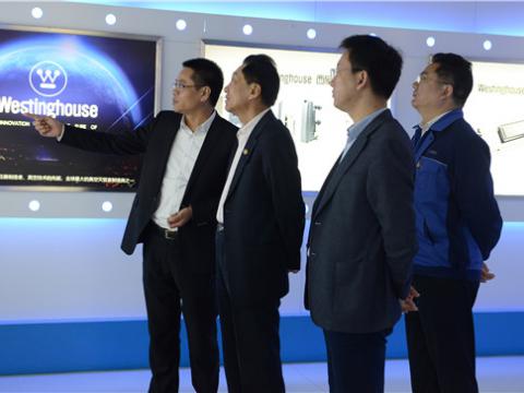 中国电子商会会长王宁赴emc易倍集团调研